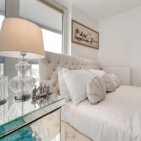 Large 2Bed 2Bath Apartment Beautiful River Views London Greenwich Cutty Sark - Perfect For Long Stay, Business, Leisure And Relocations Londres Exterior foto