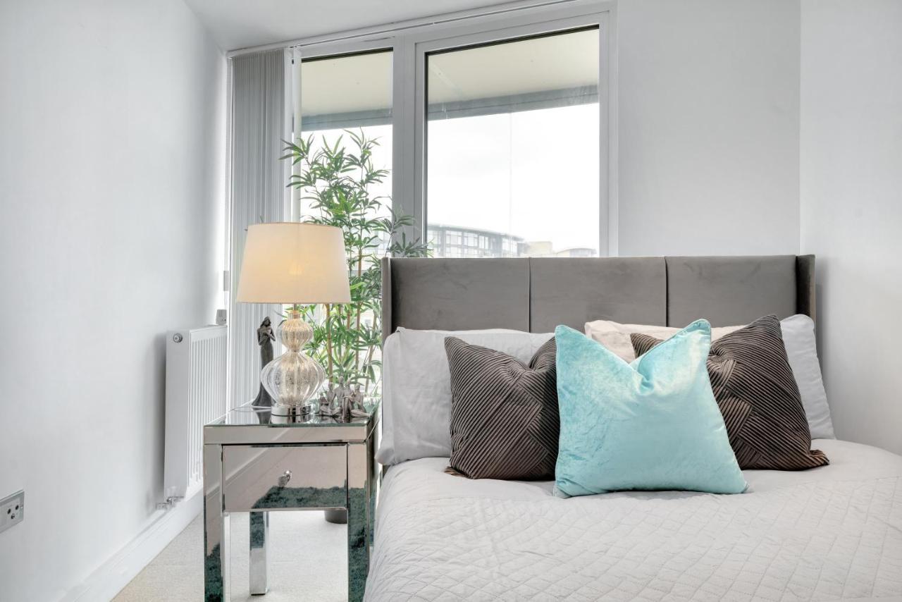 Large 2Bed 2Bath Apartment Beautiful River Views London Greenwich Cutty Sark - Perfect For Long Stay, Business, Leisure And Relocations Londres Exterior foto